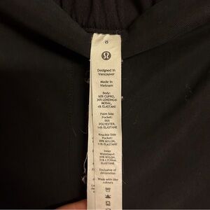 NWOT Lululemon Metropolis Maven crops